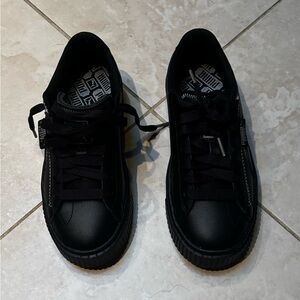 Puma Black Leather Sneakers with Patterned Insole